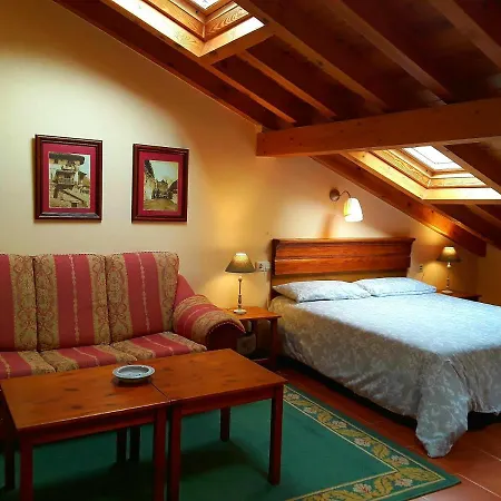 Apartmanhotel La Fragua De La Vega Estudios 3*