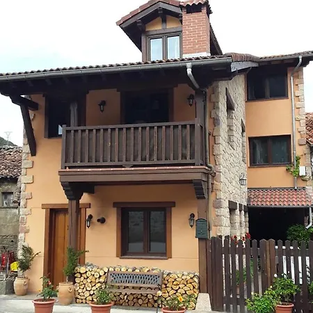 La Fragua De Estudios 3* La Vega (Vega de Liebana, Cantabria)
